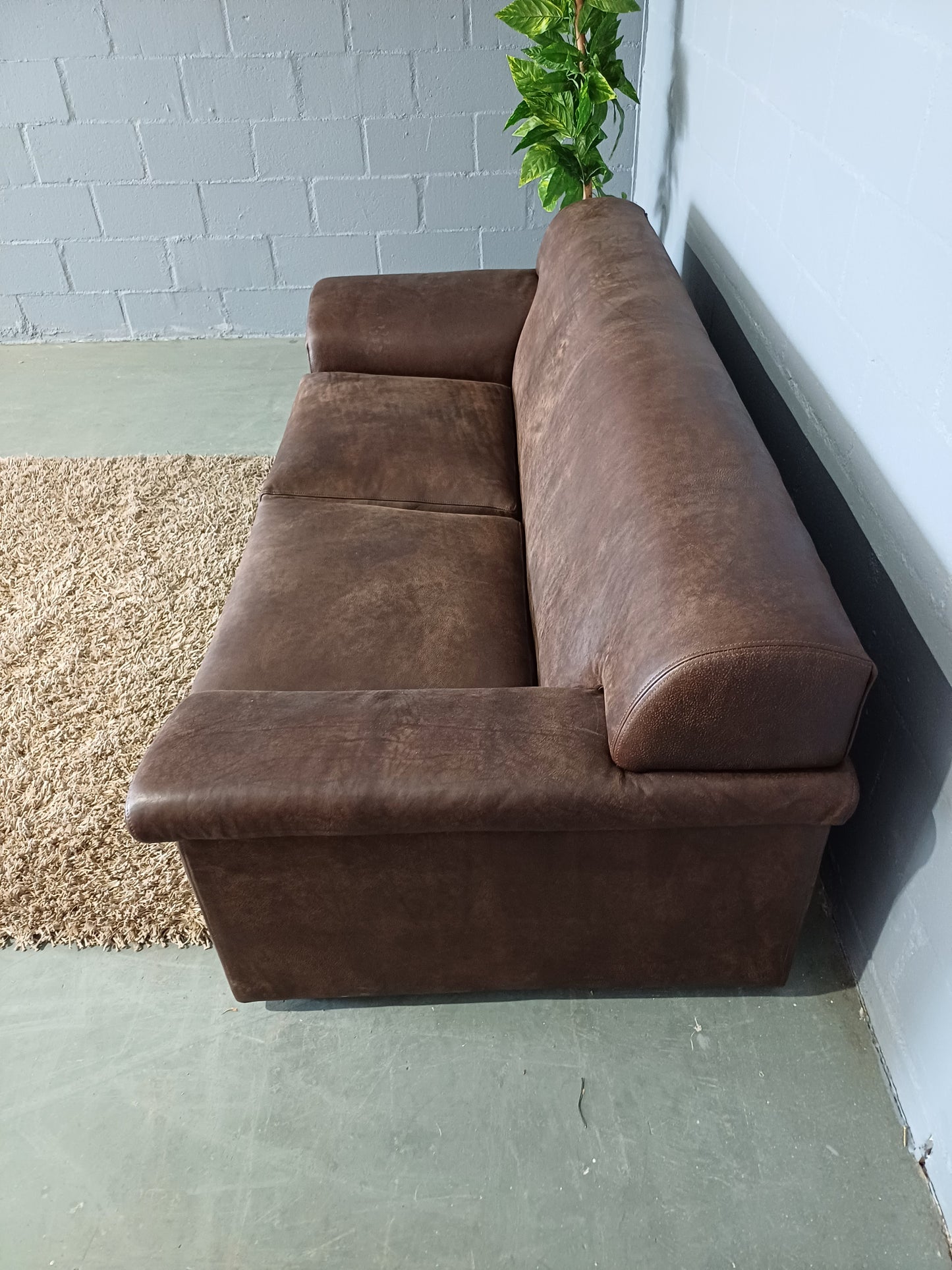 Bobby 3-Seater Woodlands brown