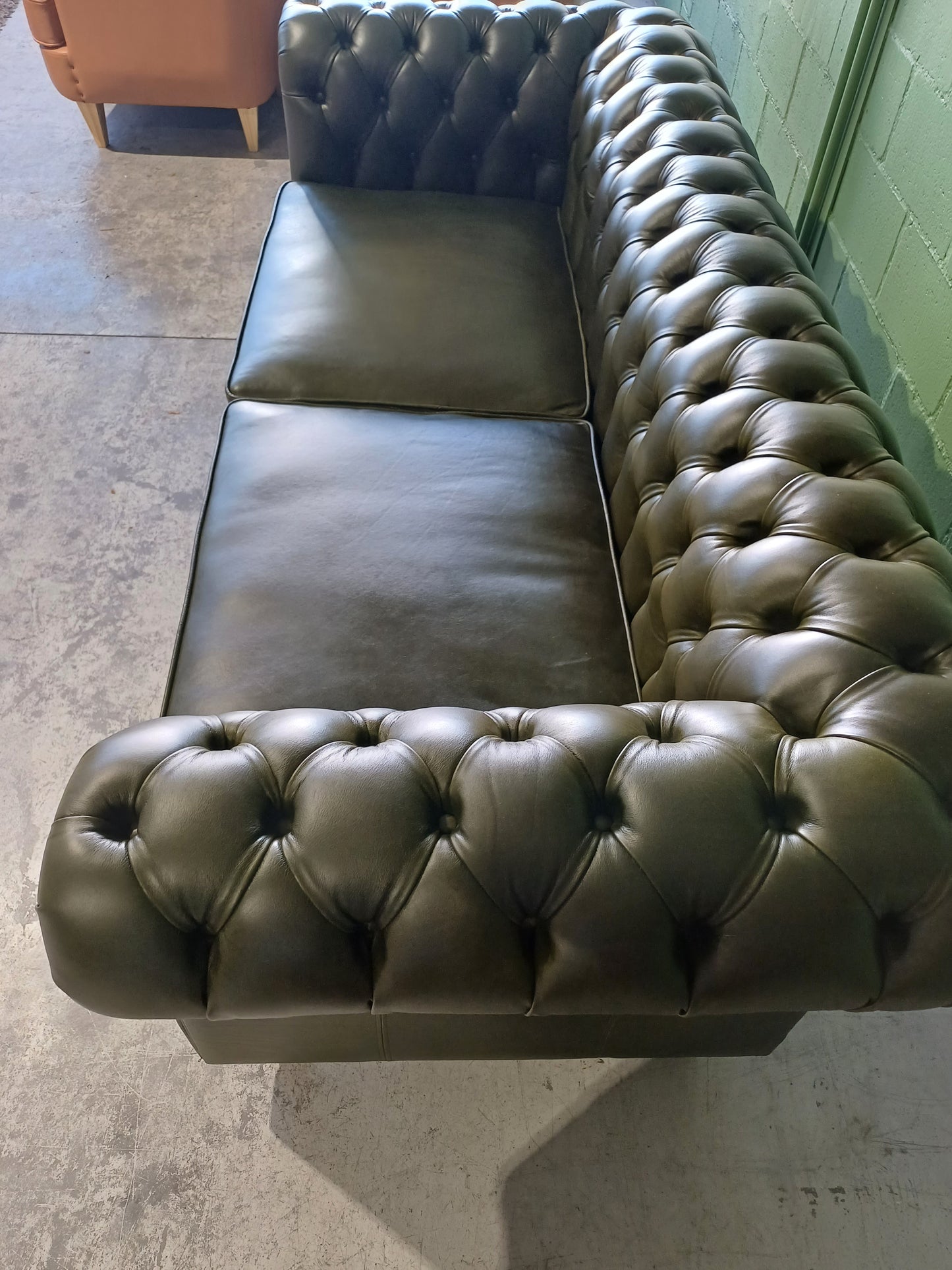 Chesterfield 3-Seater Olive green