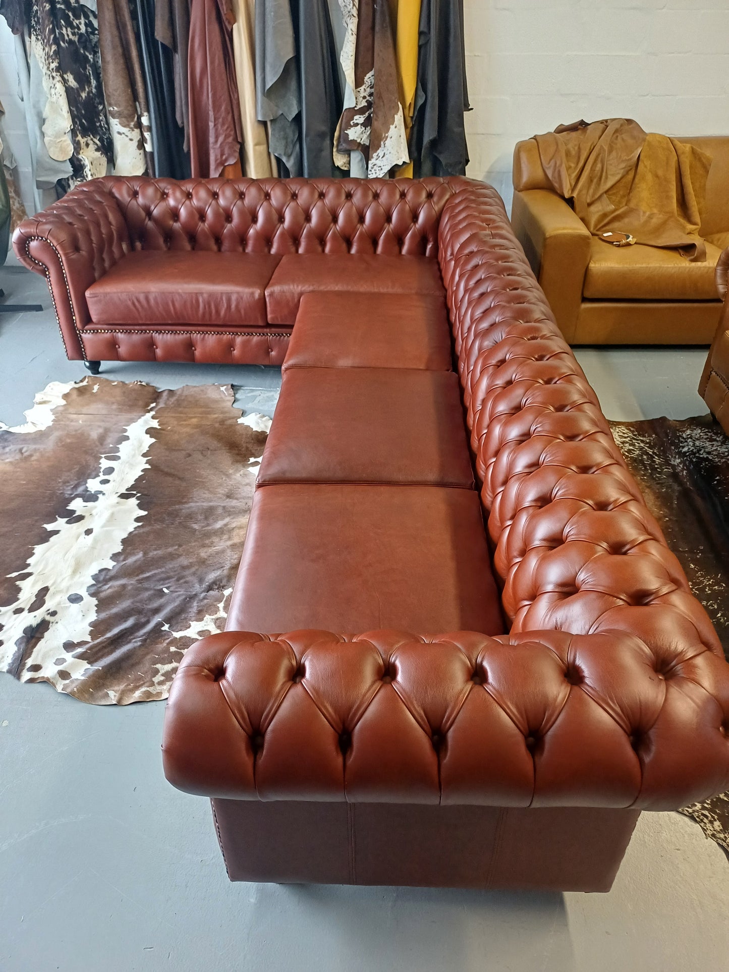 Chesterfield Corner Unit