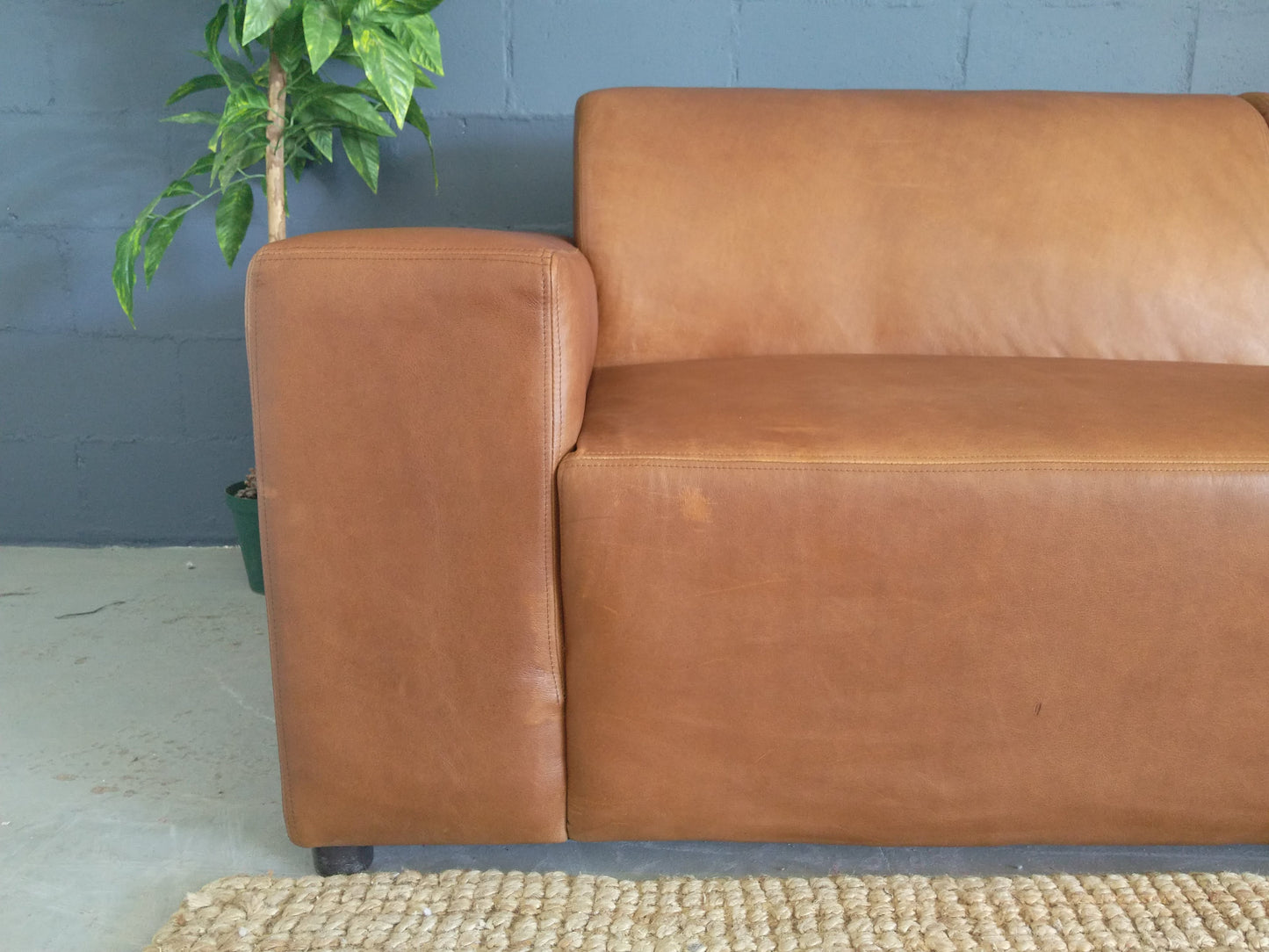 Houston 3-Seater Naku Butterscotch