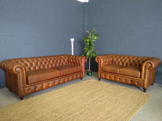 Chesterfield 5-Seater Naku butterscotch