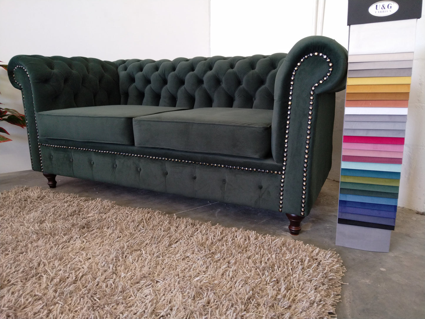 Chesterfield 2-Seater Forest Green Velvet