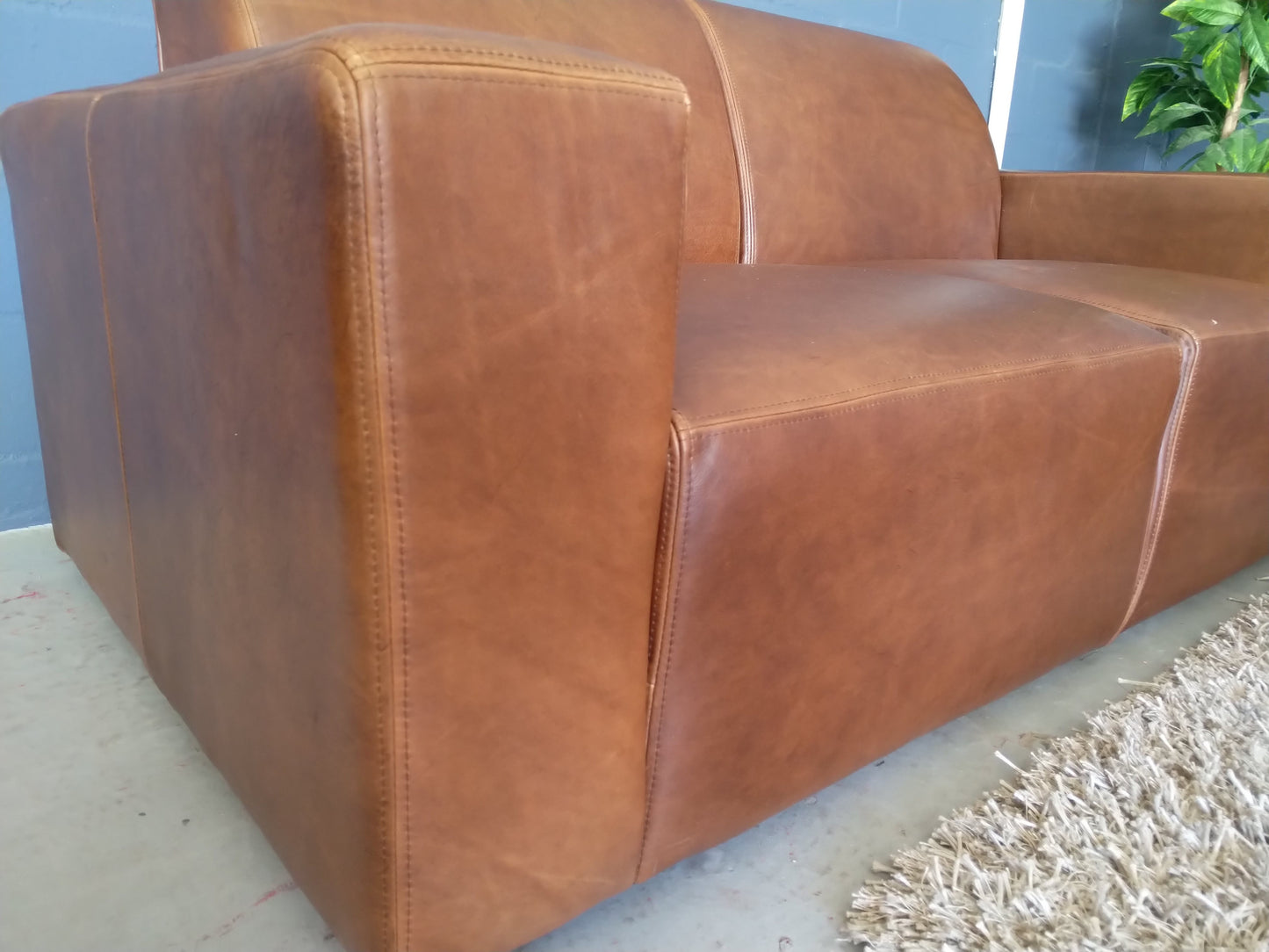 Houston 2-Seater Naku Butterscotch