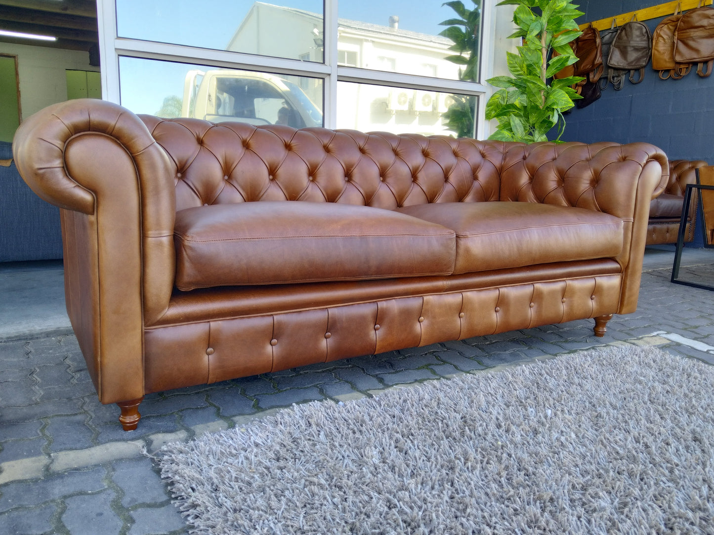 Chesterfield 3-Seater Naku Butterscotch