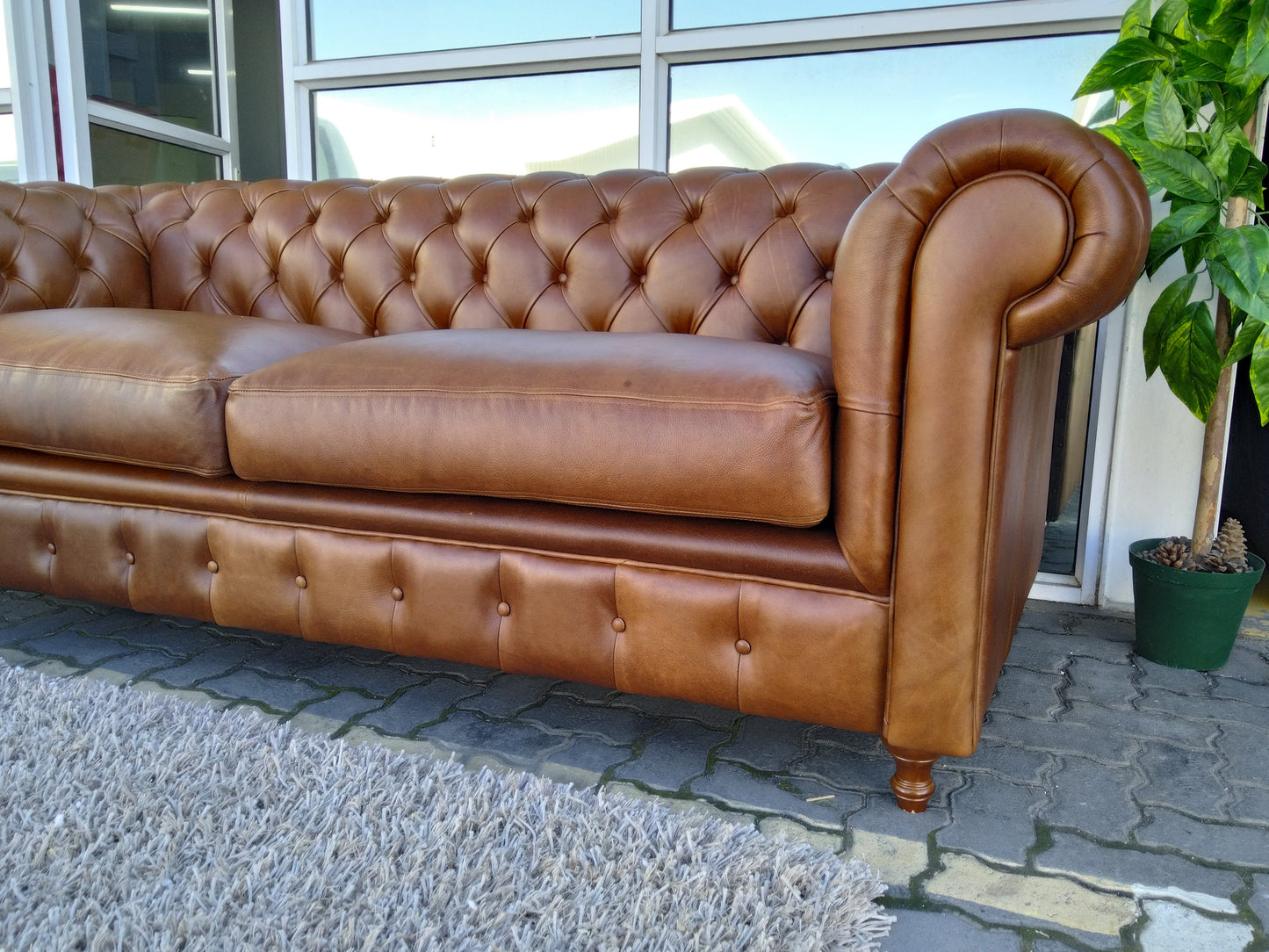 Chesterfield 3-Seater Naku Butterscotch