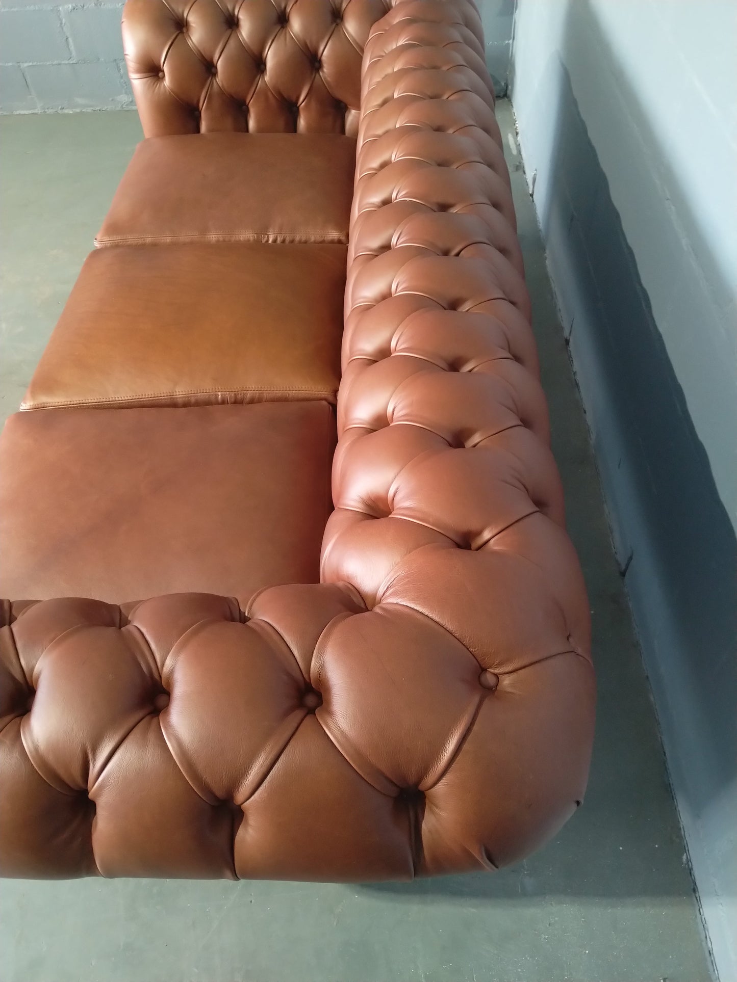 Chesterfield 3-Seater Naku Butterscotch