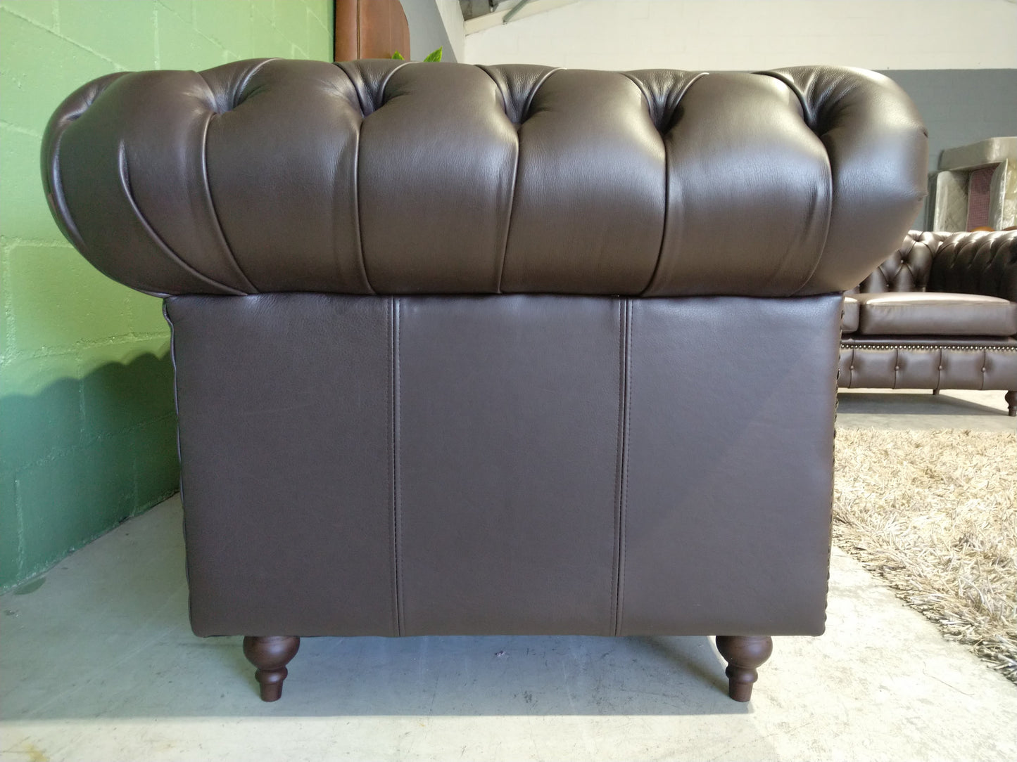 Chesterfield 3-Seater Bovine Oxblood