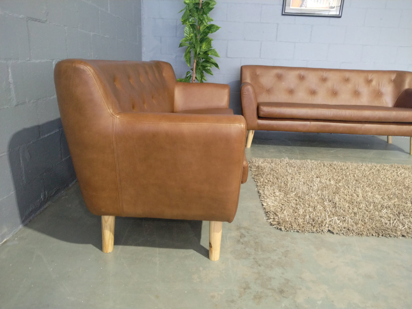 Cassie 3-Seater Etosha Chestnut