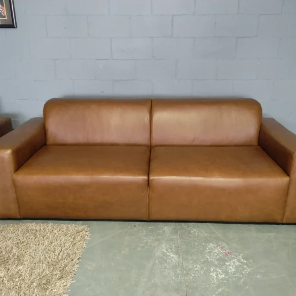 Hudson 3-Seater 2.3m Etosha Chestnut
